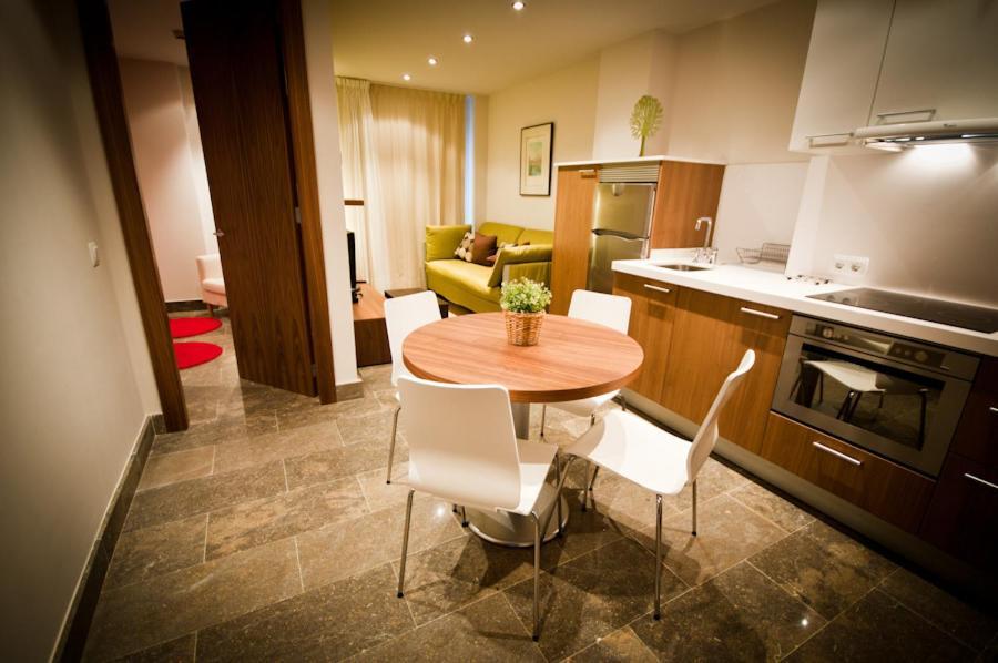 Apartamentos Abaco Лянес Стая снимка